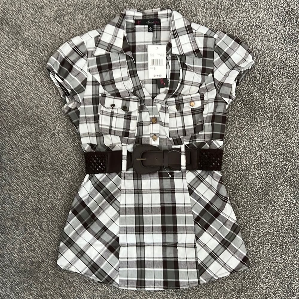 Women’s dress top.